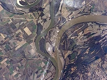 The confluence of the Mississippi (left) and Ohio (right) rivers at Cairo, Illinois, the demarcation between the Middle and the Lower Mississippi River